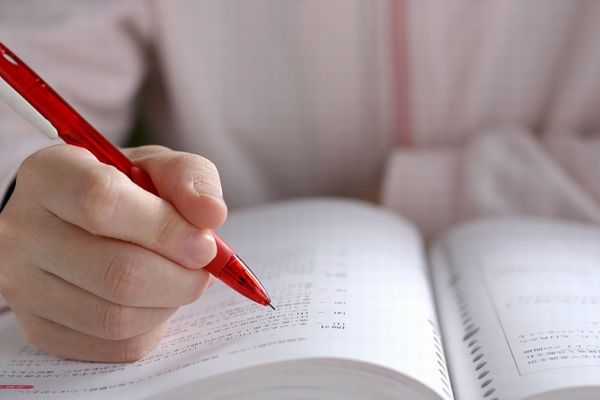数学の成績アップにつながるノートの取り方４原則